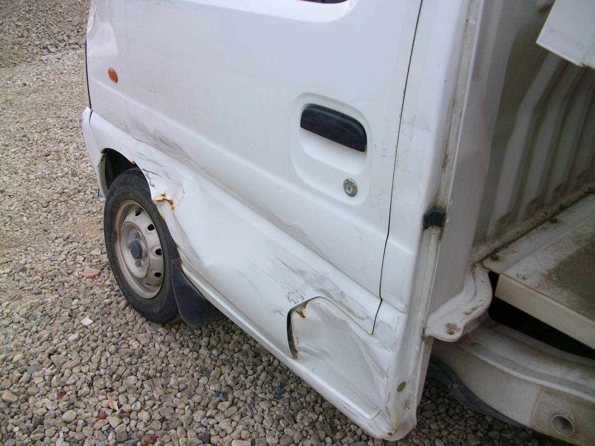 事故　現状車　キャリートラック　ダンプ　５速MT　4WD　エアコン　パワステ　事故車 スズキ ダンプ キャリイトラック 深底ダンプ・一方開 キャリイ スズキが軽トラック「キャリイ」「スーパーキャリイ」の一部仕様を変更