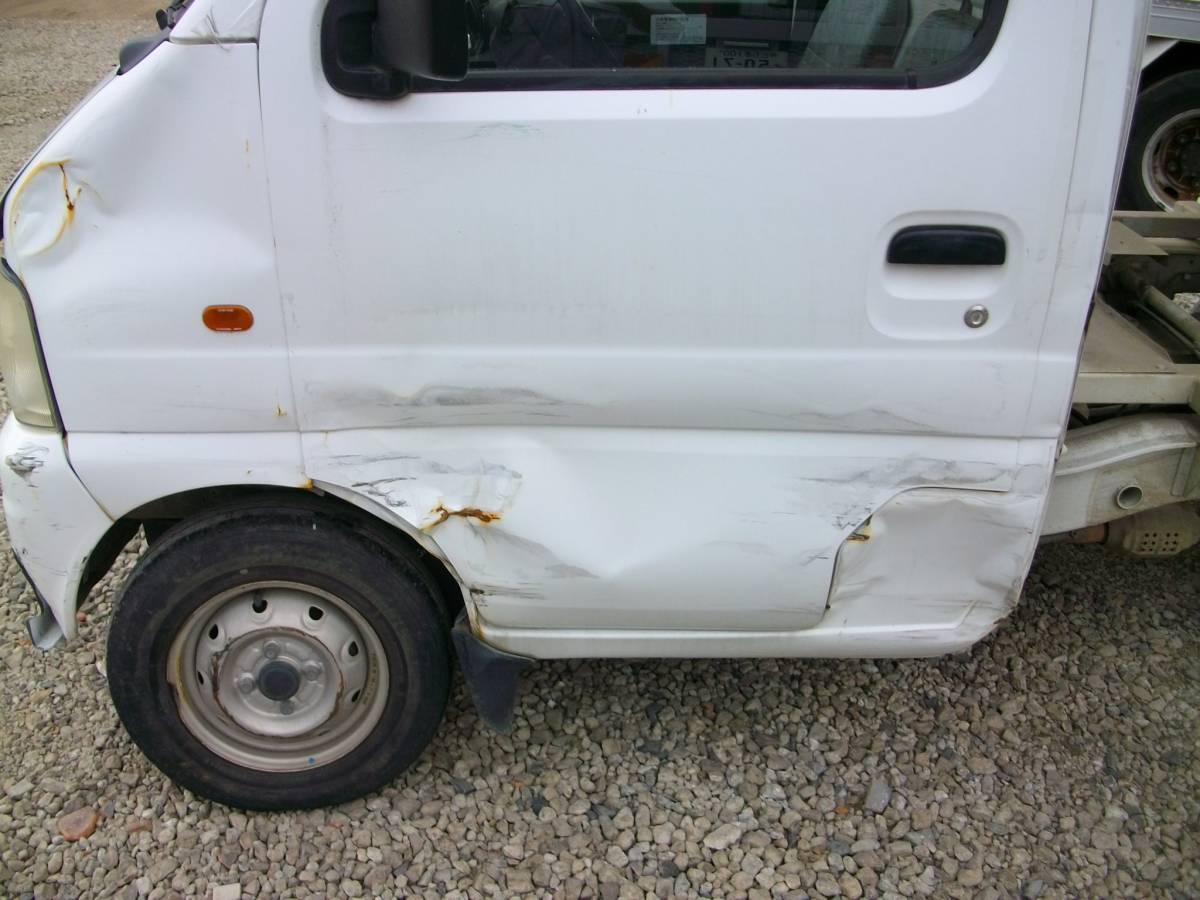 事故　現状車　キャリートラック　ダンプ　５速MT　4WD　エアコン　パワステ　事故車 スズキ ダンプ キャリイトラック 深底ダンプ・一方開 キャリイ スズキが軽トラック「キャリイ」「スーパーキャリイ」の一部仕様を変更