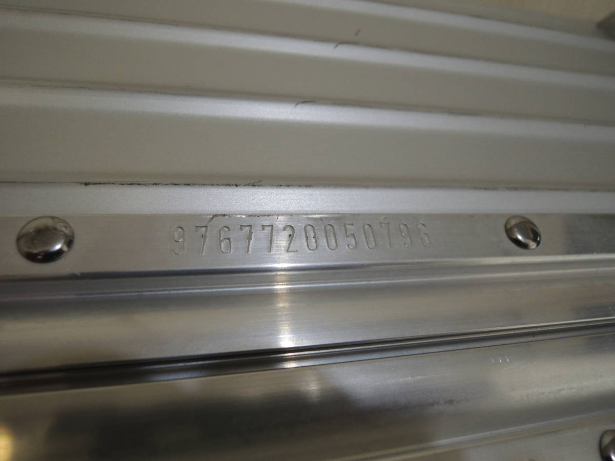 ■リモワ　クラシックフライト　２輪　RIMOWA classic flight 976.77_10