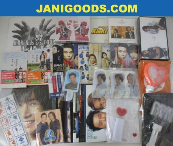 KinKi Kids グッズセット 会報/CD/うちわ/VHS等 mirror/39/BPM含む 【良品】ジャニグッズ_1