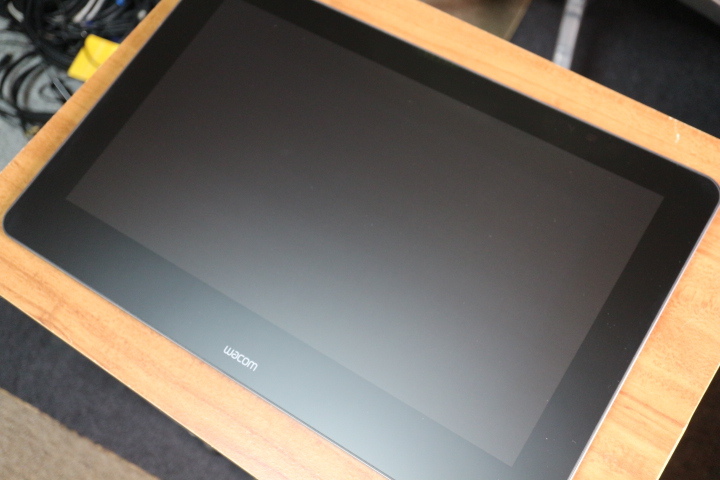 0 Wacom Cintiq 15.6型 液晶 液晶ペンタブレット 液タブ ワコム ペン 