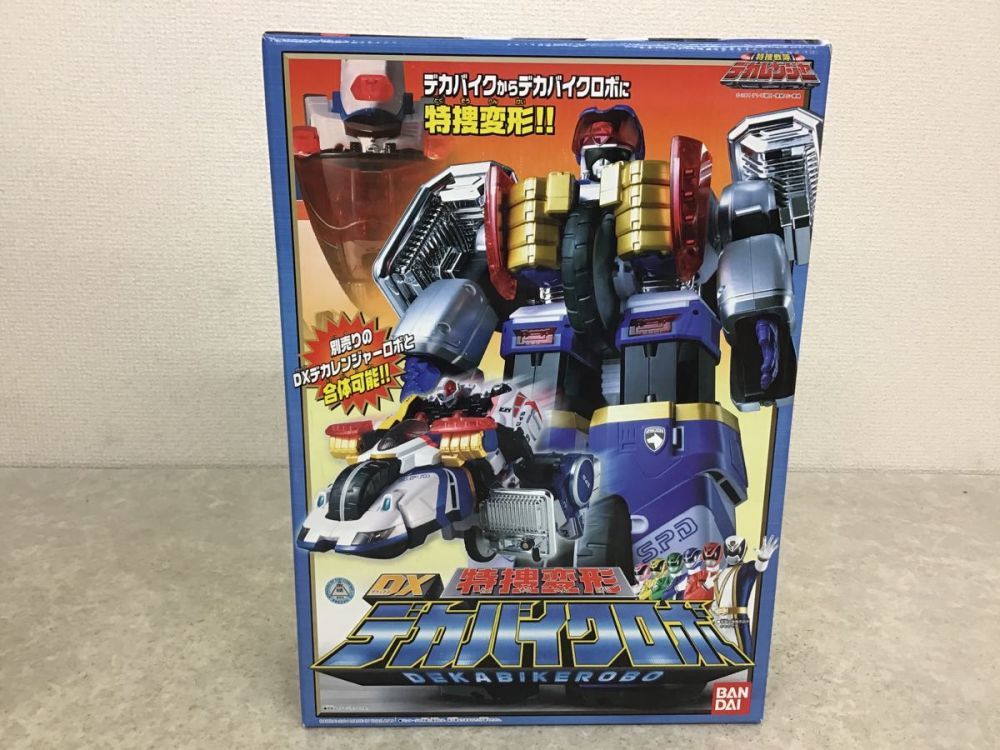 未開封 バンダイ 特捜戦隊デカレンジャー DX特捜変形 デカバイクロボ