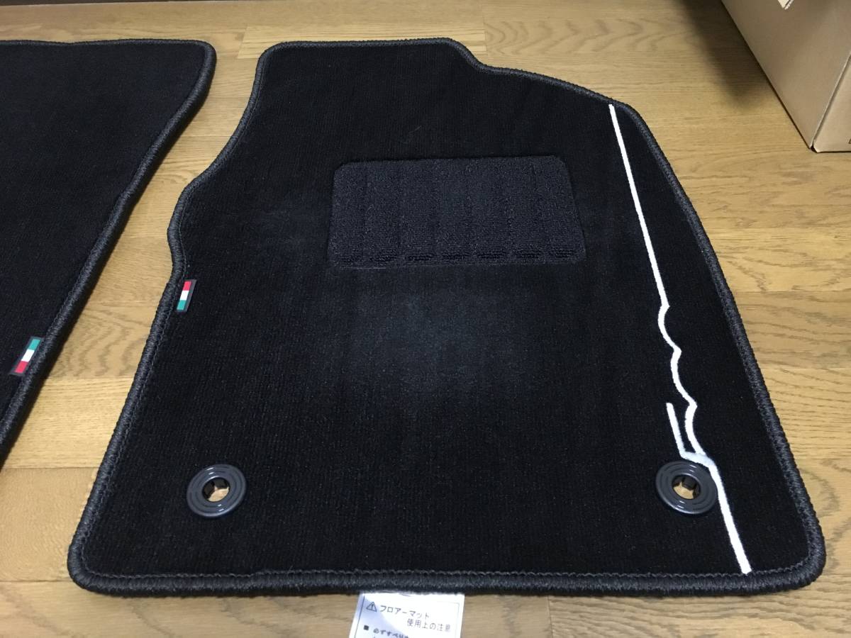 0 FIAT フロアマット 純正 フィアット500 ロゴ 刺繍 入り フロント 