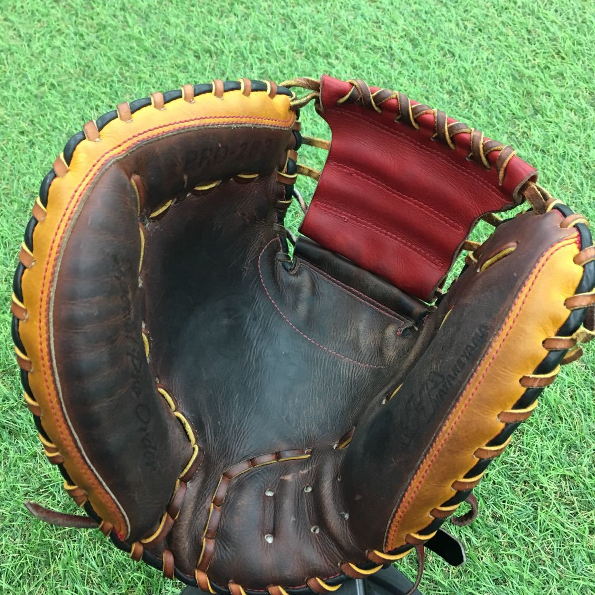 P1650 ハタケヤマ Hatakeyama ソフトボール キャッチャーミット 捕手 左投げ オーダー Pro 263 刺繍有り 漢字一文字 キャッチャー用 売買されたオークション情報 Yahooの商品情報をアーカイブ公開 オークファン Aucfan Com
