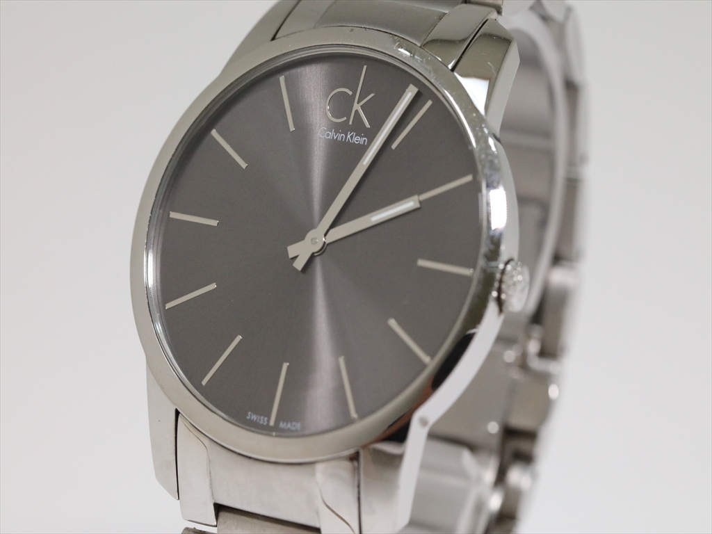 可動品【カルバンクライン/ck】スイス製 シルバーダイヤル ラウンド 