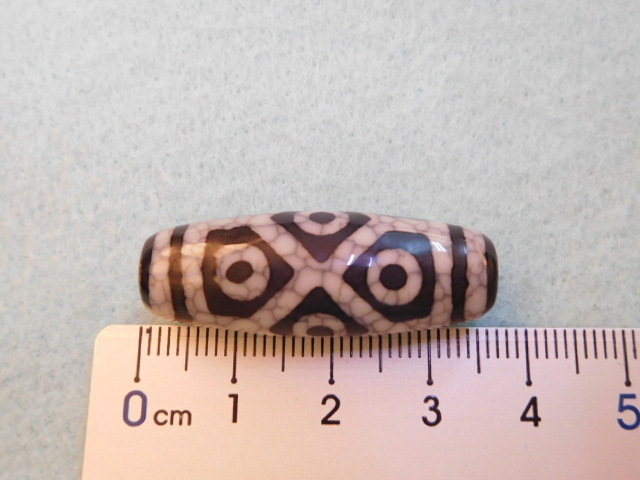 ★☆香港屋の天珠☆★ NO.17 黒龍紋 亀甲九眼天珠_1