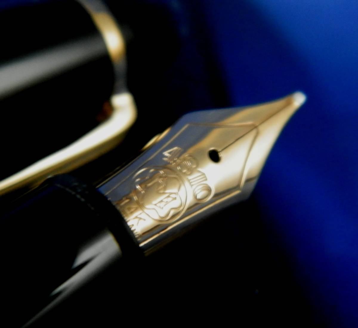 （中古品）MONT BLANC モンブラン 万年筆 146／全金 ペン先14K ジャンクMONT BLANC モンブラン 万年筆 146／全金 ペン先14C