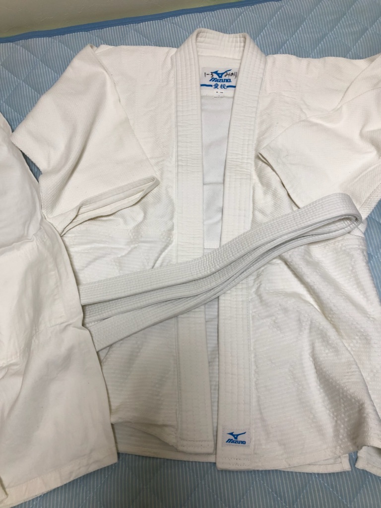 【 柔道着 】　MIZUNO(ミズノ)　愛校　学納正課用柔道衣　1号(135～145㎝)　布袋付き　中古品　(学校授業用・記名有り)_2
