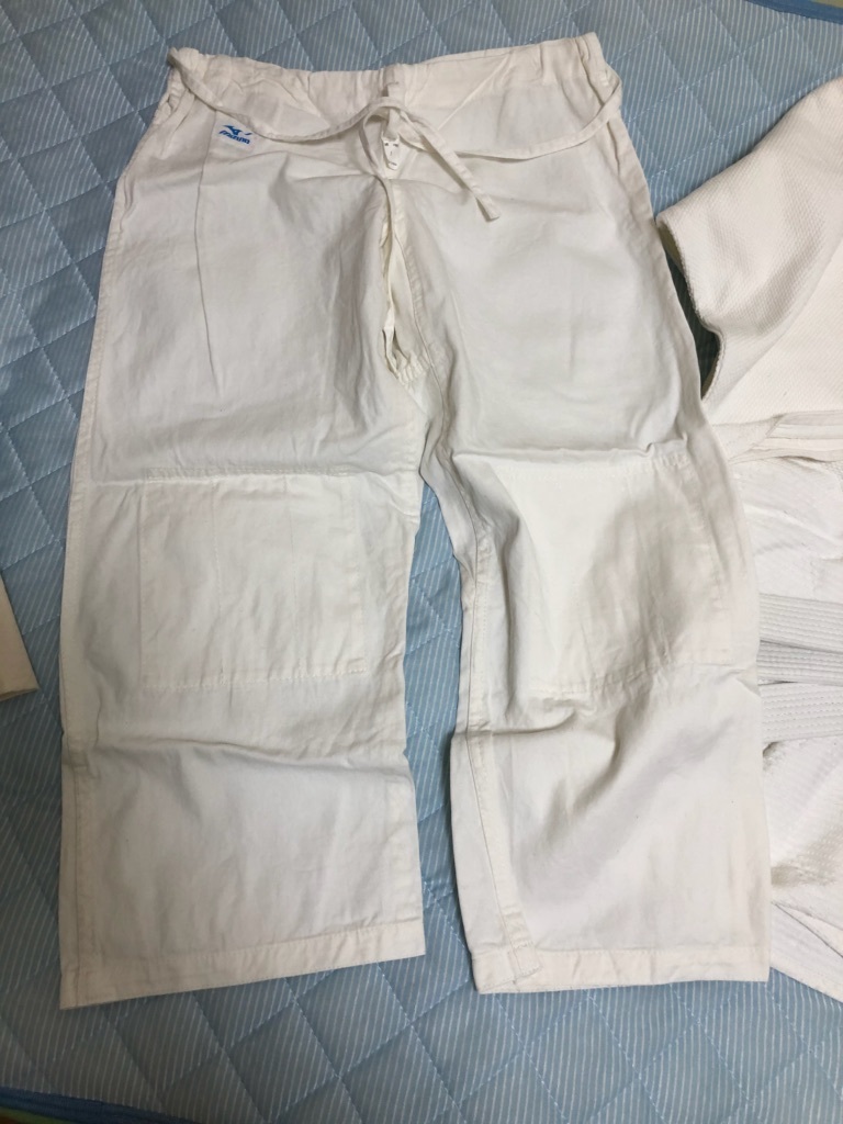 【 柔道着 】　MIZUNO(ミズノ)　愛校　学納正課用柔道衣　1号(135～145㎝)　布袋付き　中古品　(学校授業用・記名有り)_3