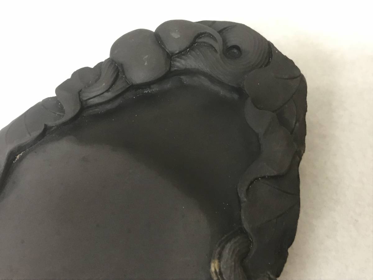 端渓硯 硯 書道用品 中国硯 墨 文房四宝 松彫刻 木箱付き 唐硯