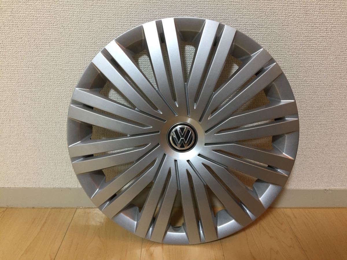 VWポロ6R　15インチ純正ホイールキャップ①