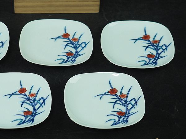 重要無形文化財 宮内庁御用達 今泉今右衛門 錦花絵小皿 5枚 共 重要無形文化財 宮内庁御用達 今泉今右衛門 錦花絵小皿 5枚 共
