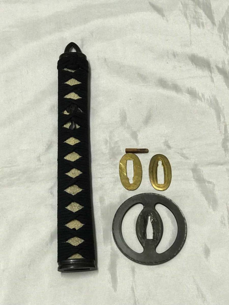 模造居合刀銘入り二尺三寸五分＜和泉守藤原兼重＞剣聖宮本武蔵二天拵 二刀流 鎧兜鍔非売品_7