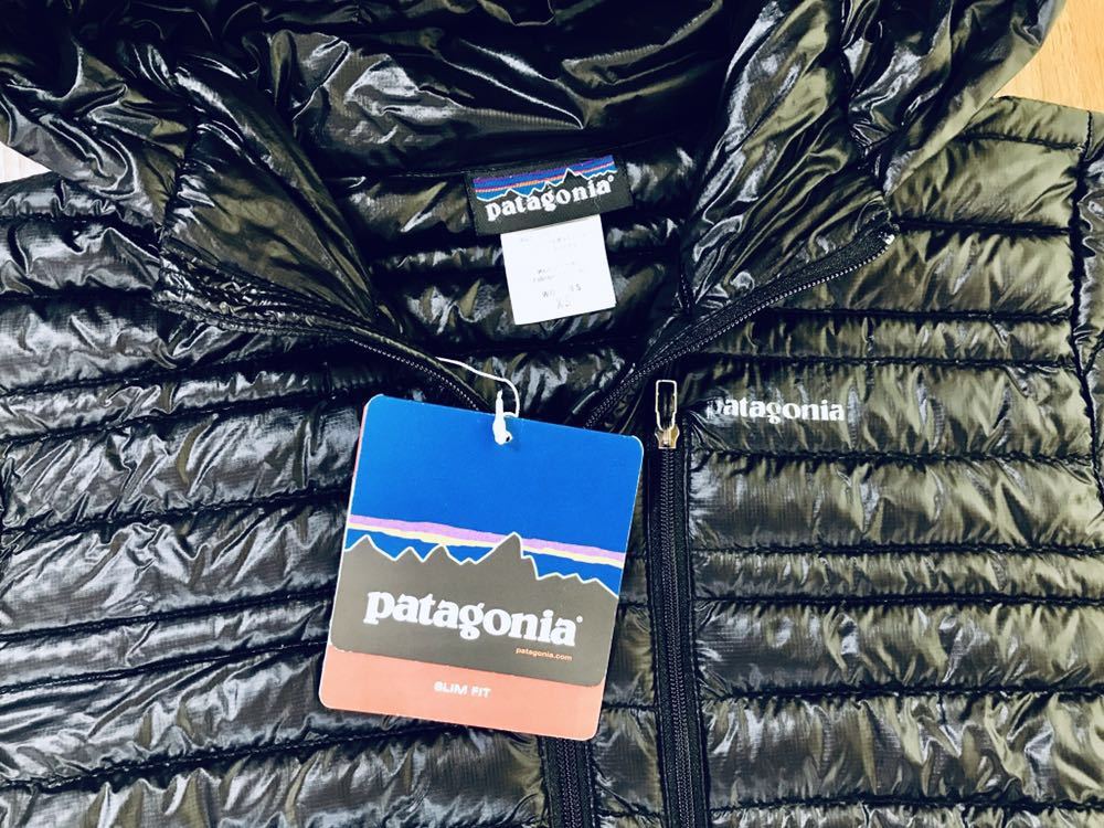 希少サイズ Patagonia ウルトラライト・ダウン・フーディ XS 黒 送料