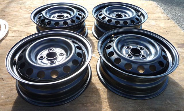 新品，人気SALE 15 5.5Ｊ ＰＣＤ100 のブラックホイル 4本セット 綺麗なホイル 純正外し(純正品)｜売買されたオークション情報、yahooの商品情報をアーカイブ公開 - オークファン 4穴
