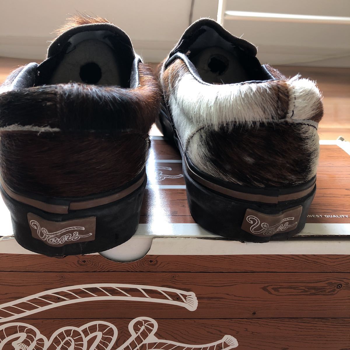 VANS VAULT バンズボルトゼブラ柄 ハラコ スリッポン - メルカリ