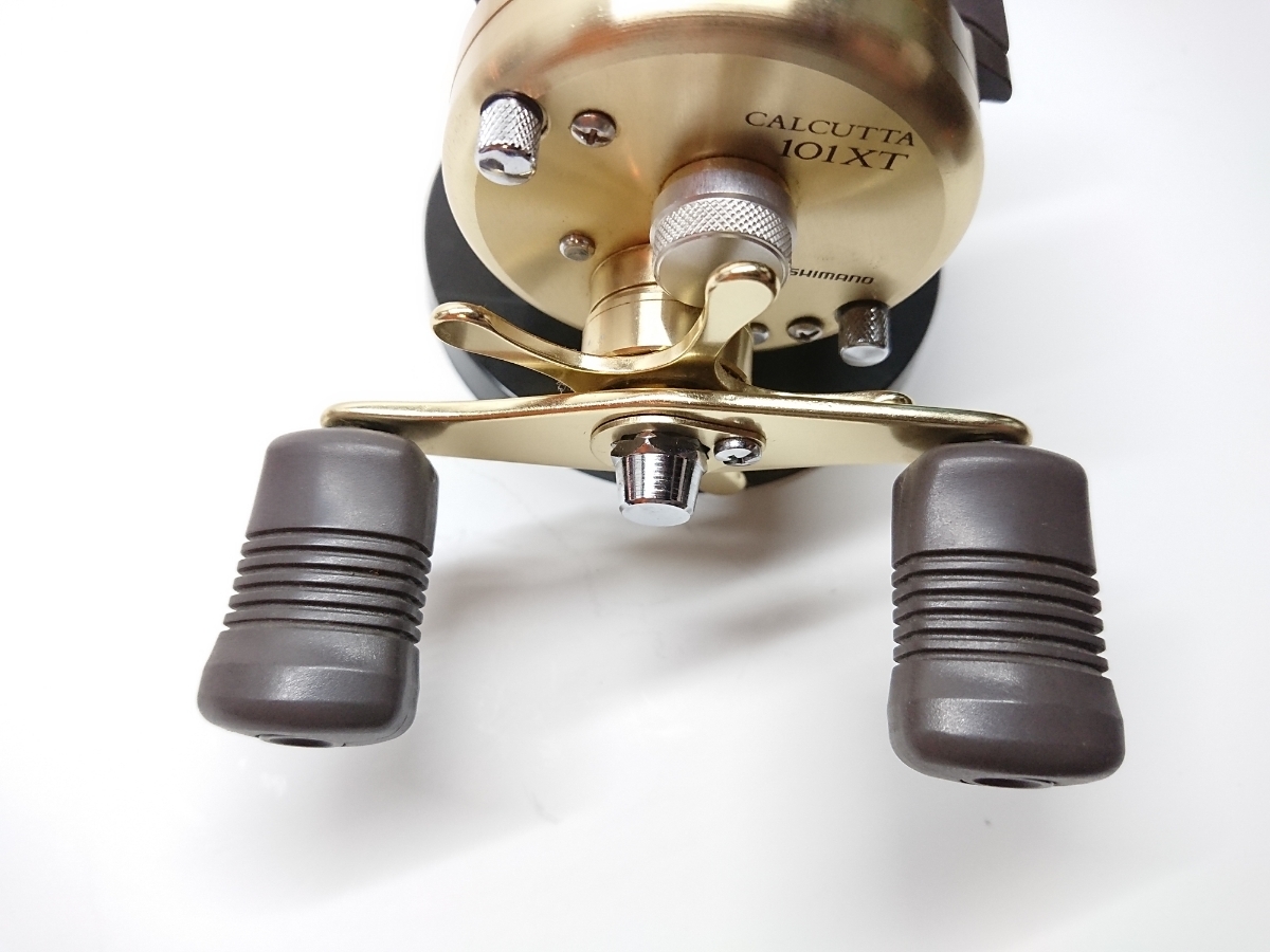 キレイめ！ シマノ カルカッタ 101XT 左ハンドル RH384 SHIMANO