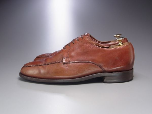W4377アメリカ製*アレンエドモンズ*Powell/パウエル/Uチップ/エプロンダービー/レザーシューズ/ドレスシューズ/ビジネスシューズ/革靴/茶 Allen Edmonds (アレンエドモンズ) × エドモンズ）の定番からレアものまで人気 8D貴重☆カントリーブーツ&frasl;Dalton