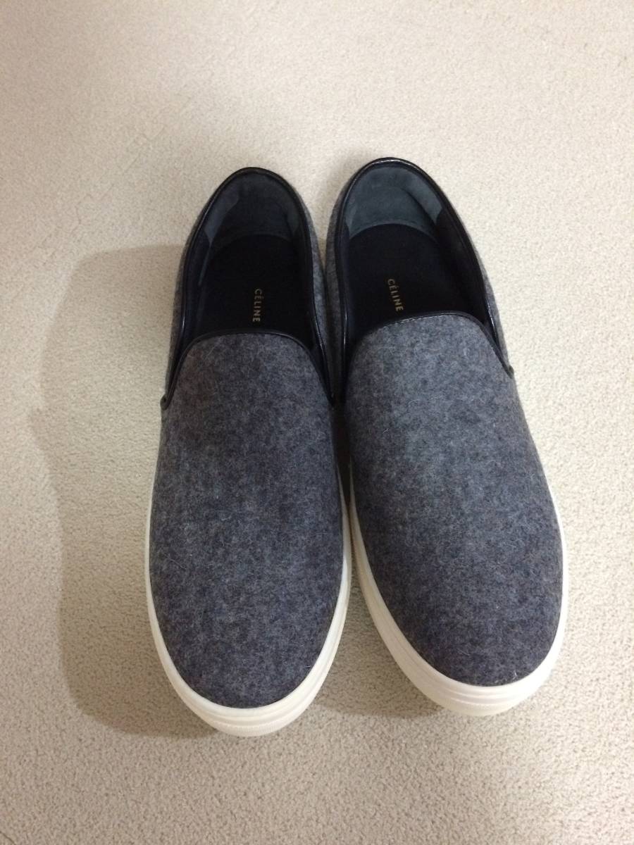 CELINE セリーヌ フィービー期 スニーカー CELINE（スリッポン&frasl;モカシン）のフリマアイテム一覧 エコスタイル セリーヌ スケーター★ フィービーcelineスリッポンPhoebeシューズ