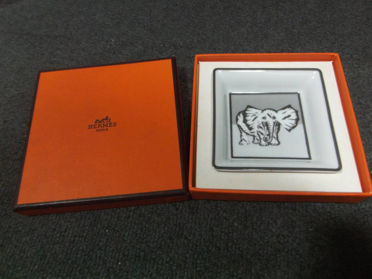 【新品未使用】HERMES エルメス　飾り皿 2770☆Hermes エルメス 飾り皿 小皿 未使用品保管品 1997 象 エルメス