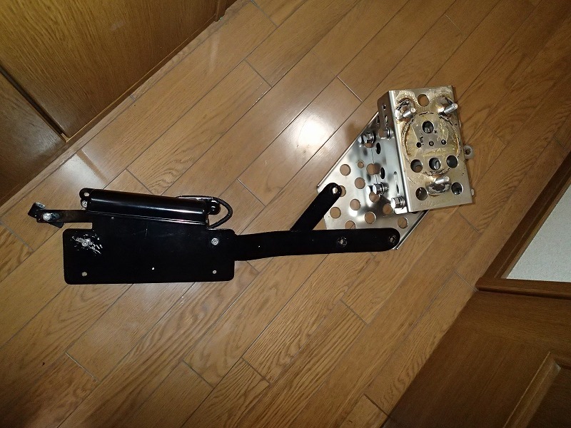 ジムニー　JB23用スペア移設ブラケット＋おまけ_2