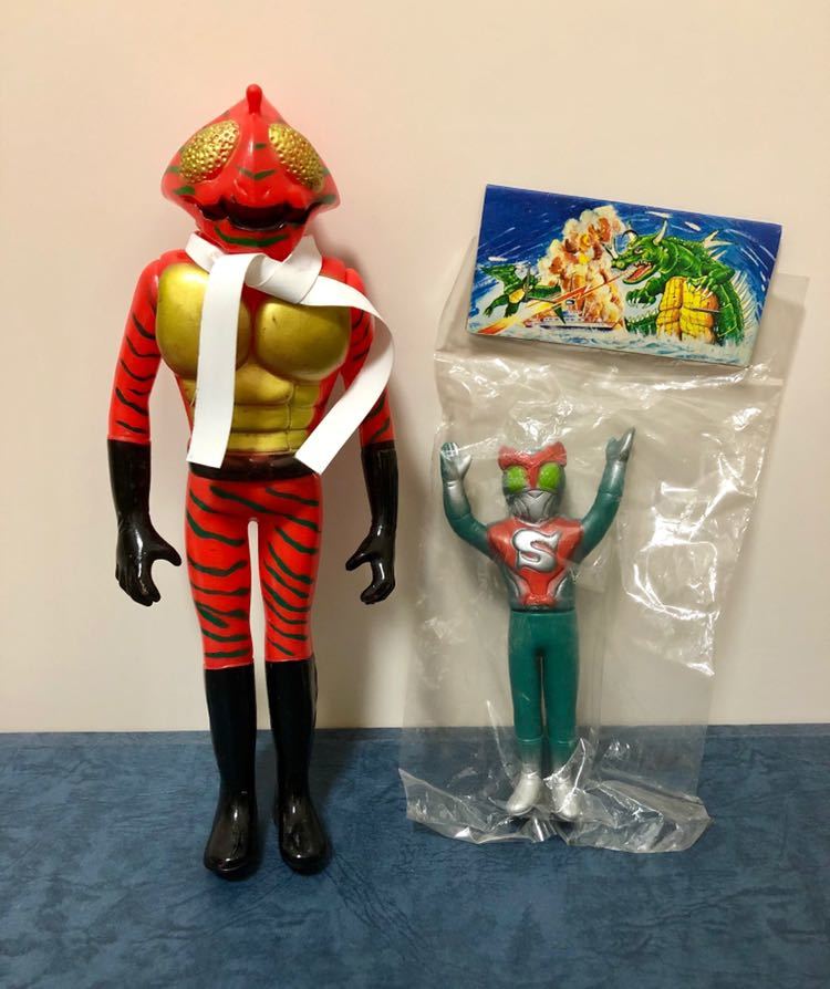 ソフビ 珍色仮面ライダー パチ （ ポピー アマゾン 旧バンダイ 無版権 