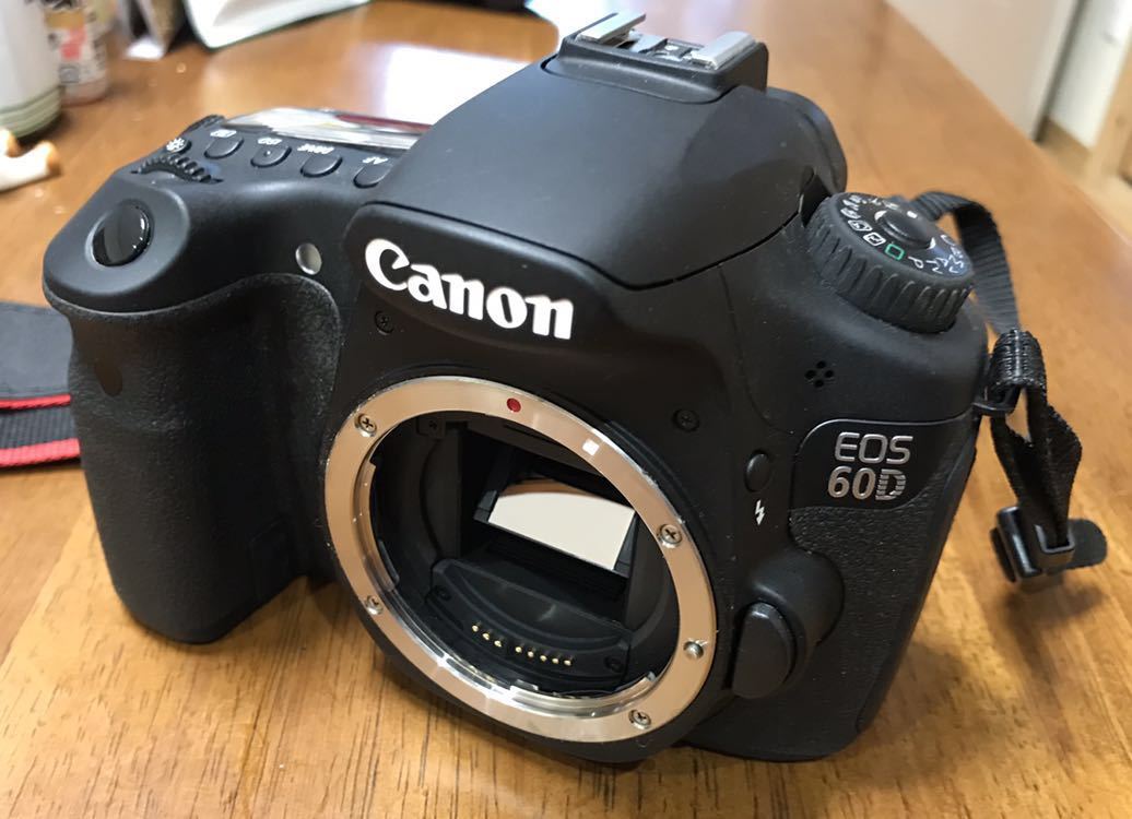 定番人気，100%新品 Canon EOS 60D ボディ デジタル一眼レフカメラ APS-C バリアングル液晶 バッテリー&times;2&充電器付(キヤノン)｜売買されたオークション情報、yahooの商品情報をアーカイブ公開 - オークファン キヤノン
