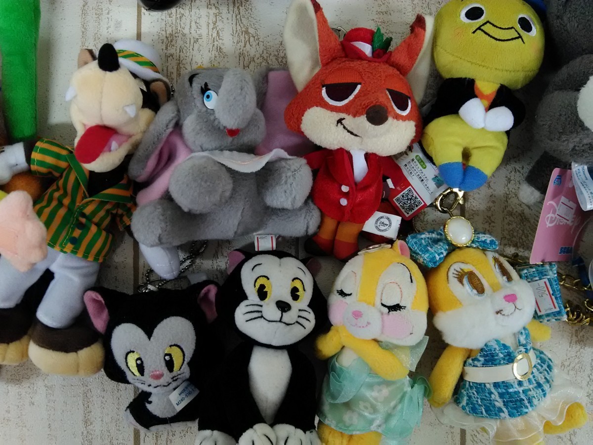 大量セット ディズニー キャラクターぬいぐるみ ぬいぐるみバッジ等 点 ピノキオ フィガロ ミスバニー ウフフィ他 7c3d ディズニー 売買されたオークション情報 Yahooの商品情報をアーカイブ公開 オークファン Aucfan Com