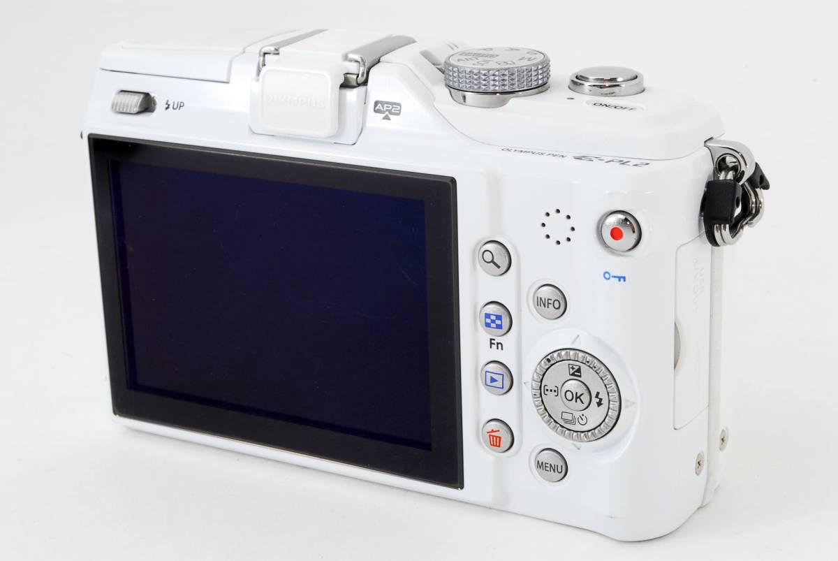 OLYMPUS シャッター回数約6150回以下 A919-2Q1 シルバー ボディ PEN-F 
