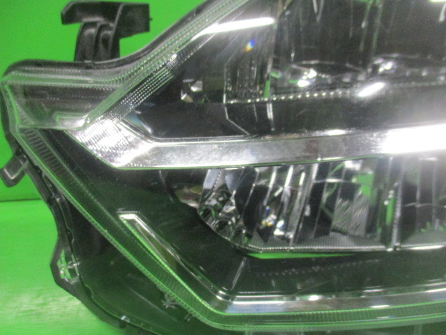☆3970 ダイハツ ミライース LA350S/LA360S LED 左ヘッドライト KOITO