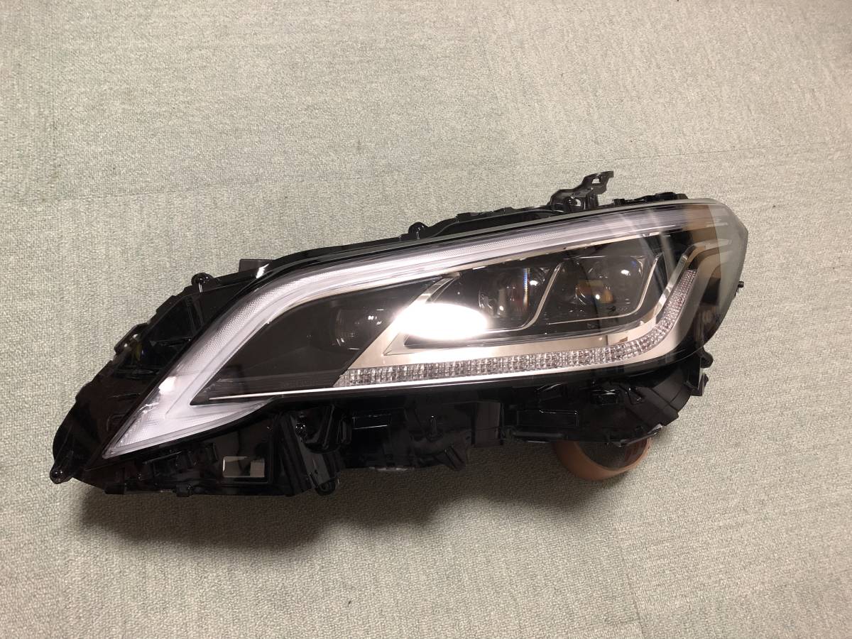 トヨタ クラウン 左ヘッドライト ジャンク トヨタ純正 現行 クラウン LED 左 ヘッドライト ジャンク品 【公式通販】