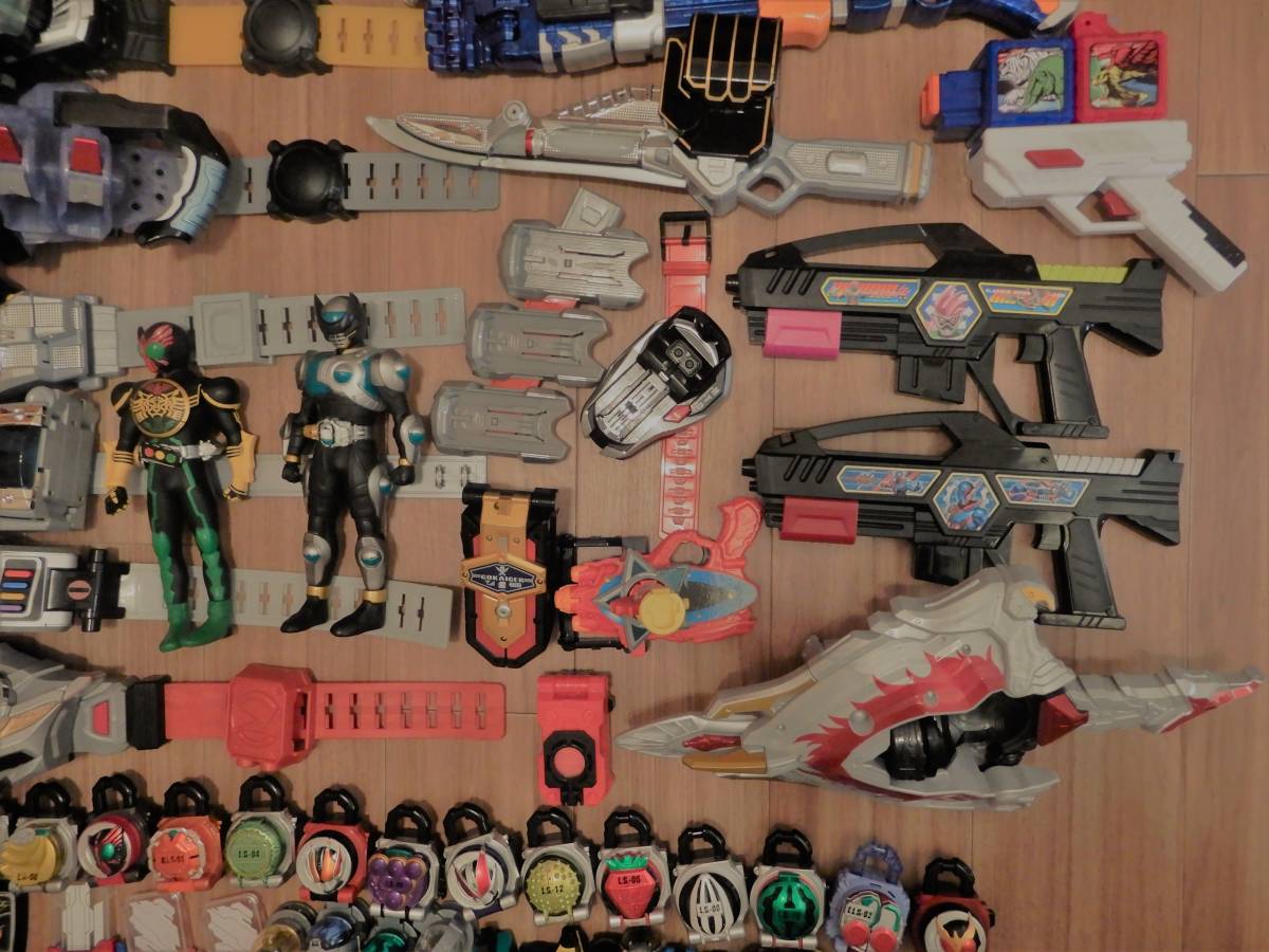 仮面ライダーDX変身ベルト\u0026武器など ジャンク大量(仮面ライダー 