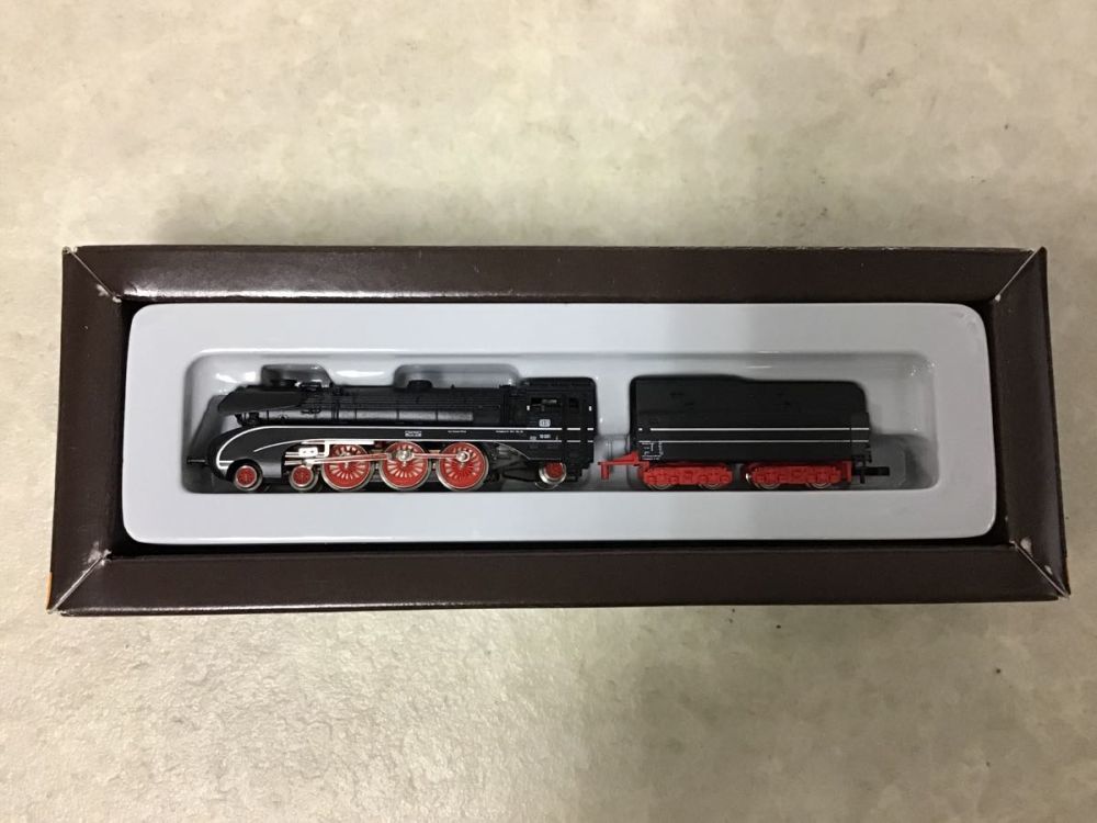 メルクリン Zゲージ 8889 DB 蒸気機関車 10 001 /鉄道模型 【公式通販】