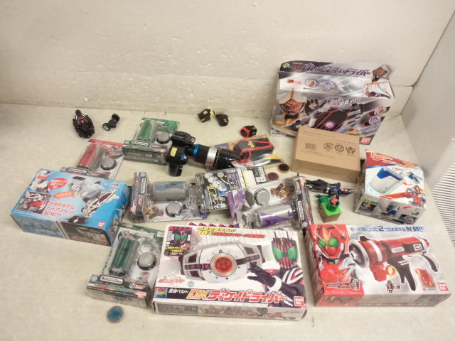 同梱不可ジャンク 仮面ライダー ディケイド，フォーゼ，ダブル，ゴーバスターズ 他 ドライバー等