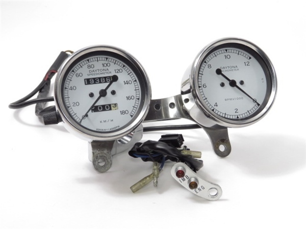 激安大特価，人気 SR400 RH01J 社外 DAYTONA/デイトナ タコ&スピード メーター インジケーター 検 SR500(メーター)｜売買されたオークション情報、yahooの商品情報をアーカイブ公開 - オークファン その他