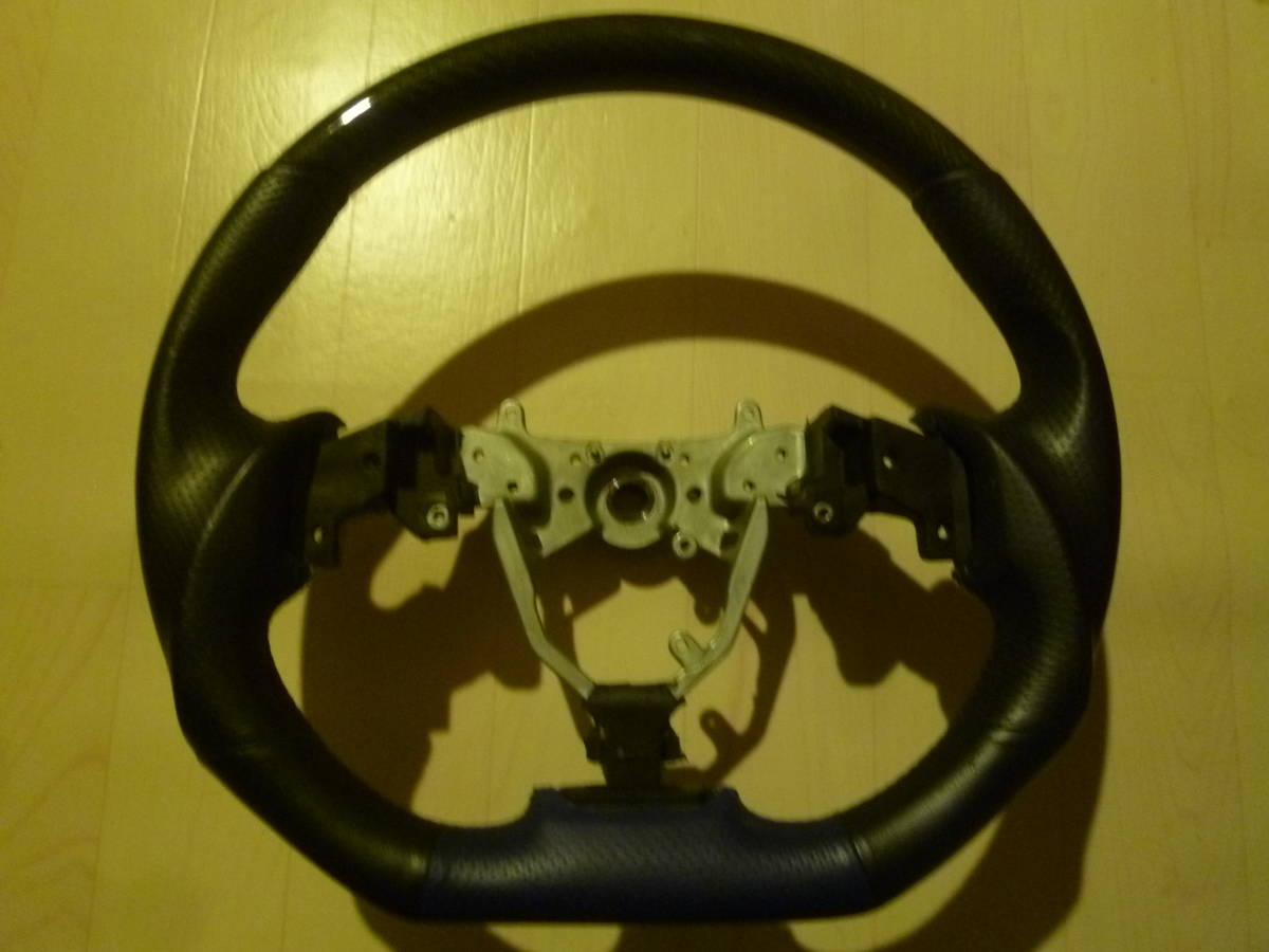レクサス LEXUS IS ハンドル 