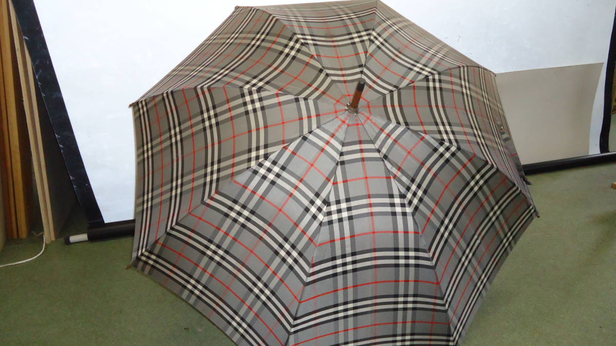 セール，得価 EH122508 BURBERRY バーバリー 雨傘 長傘 男女兼用(長傘)｜売買されたオークション情報、yahooの商品情報をアーカイブ公開 - オークファン 長傘