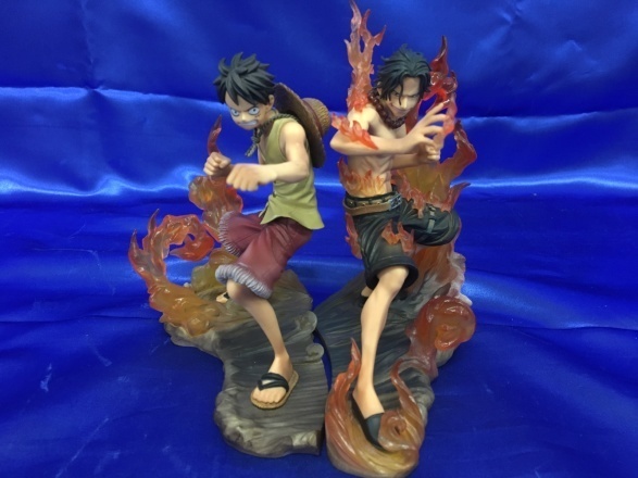 ワンピースdxフィギュア Brotherhood ルフィ エース フィギュア 2種セット モンキー D ルフィ 売買されたオークション情報 Yahooの商品情報をアーカイブ公開 オークファン Aucfan Com