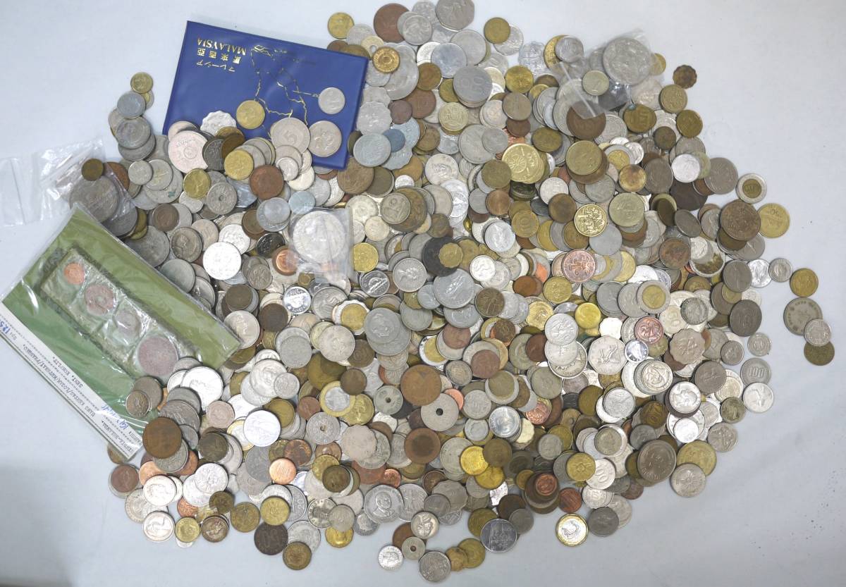品質保証，セール 10 福袋 無選別外国銭いろいろ 約8kg 貨幣 硬貨 古銭１円から アジア ヨーロッパ 中国 香港 台湾 韓国 アフリカ カナダ オーストラリア②(アジア)｜売買されたオークション情報、yahooの商品情 アジア
