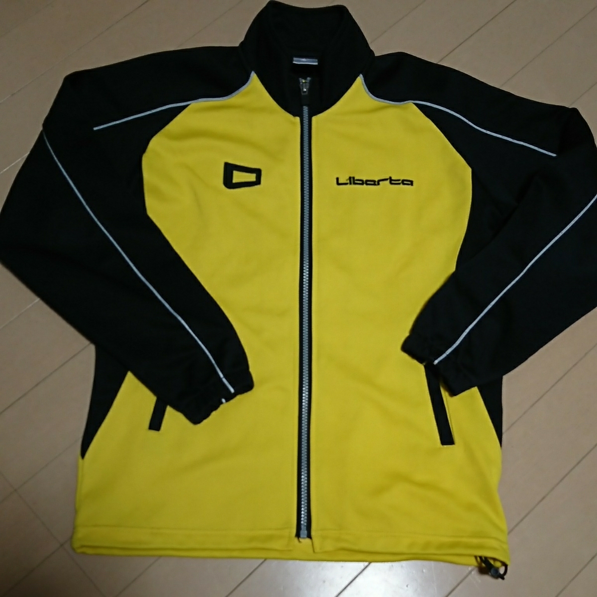 リベルタ 150 ジャージ上下セット サッカースクール洗い替えに セット まとめ売り 売買されたオークション情報 Yahooの商品情報をアーカイブ公開 オークファン Aucfan Com