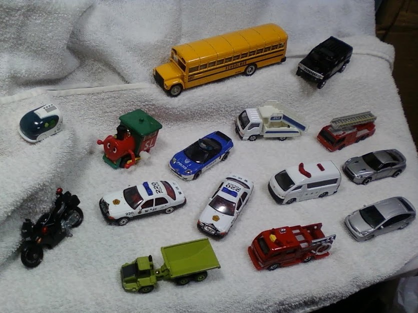 中古 ミニカー ジャンク品 トミカ＆他メーカー パトカー 消防車など１５個セット_2