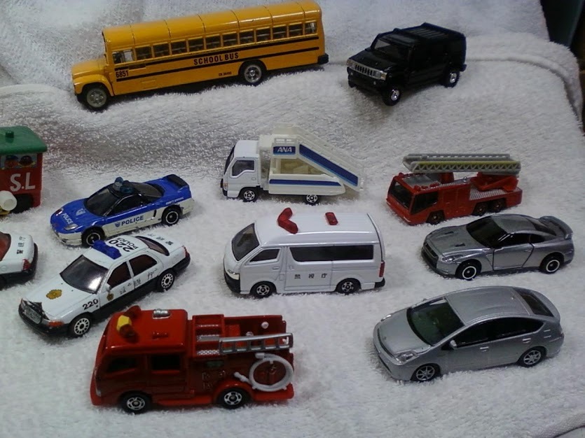 中古 ミニカー ジャンク品 トミカ＆他メーカー パトカー 消防車など１５個セット_4