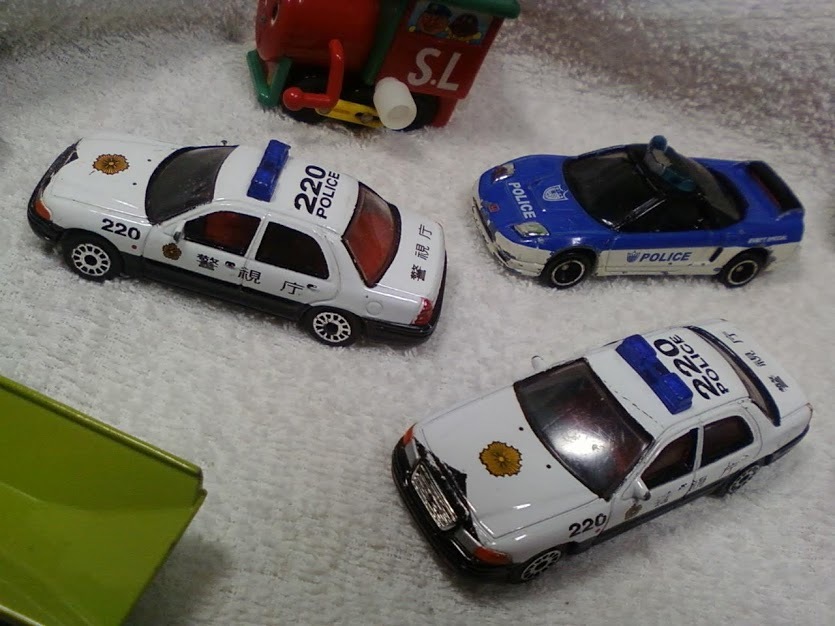 中古 ミニカー ジャンク品 トミカ＆他メーカー パトカー 消防車など１５個セット_8