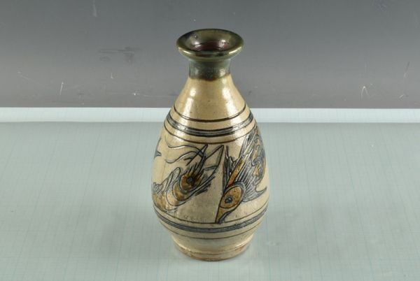 人間国宝金城次郎 歪型茶碗 本物保証 人間国宝 金城 次郎 壷屋焼マカイ