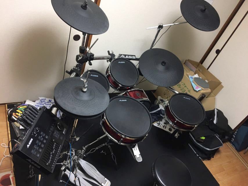 [送料無料！]電子ドラムAlesis strike kit 3シンバル roland yamaha
