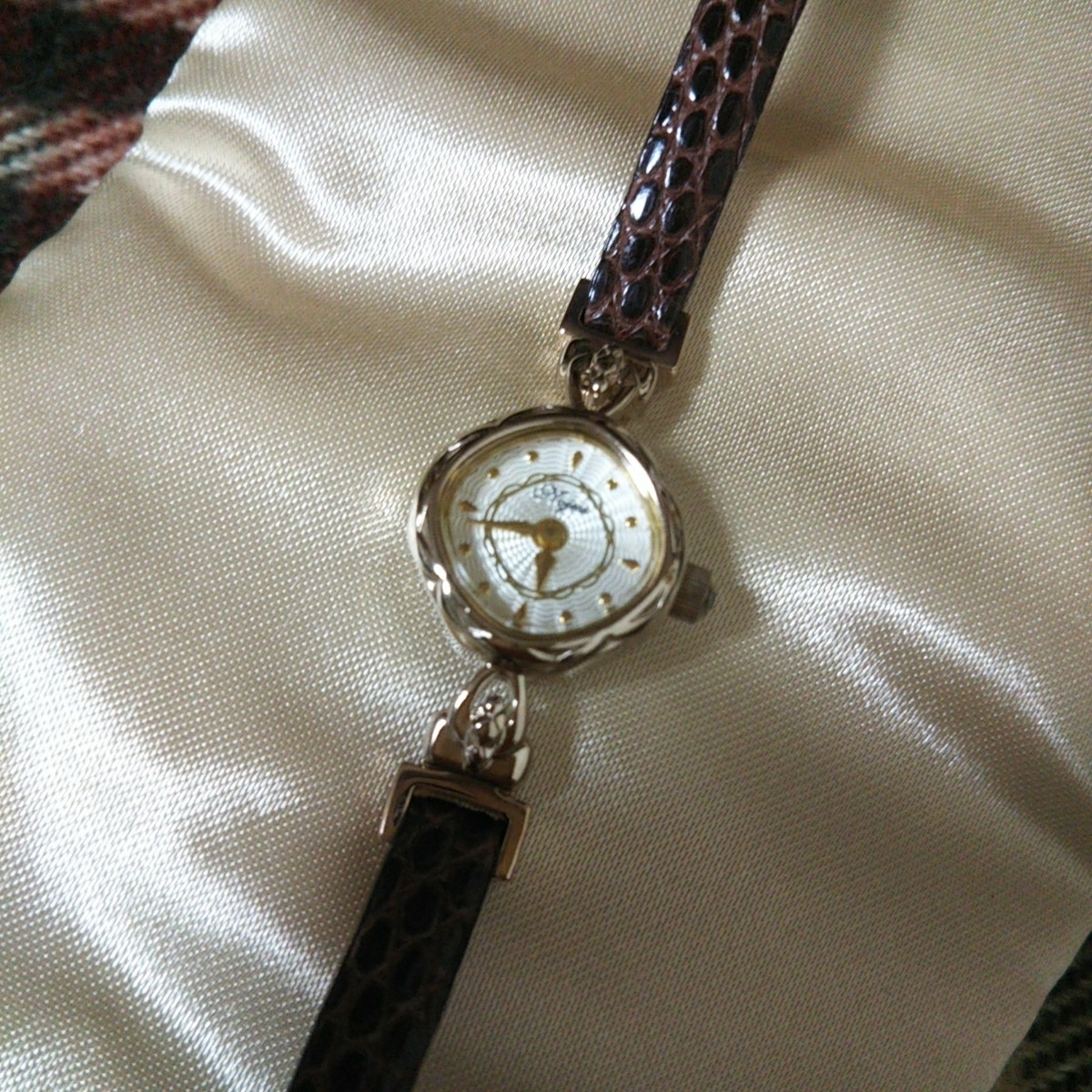 NOJESS ノジェス 菱形フェイス リザードベルト 時計_5