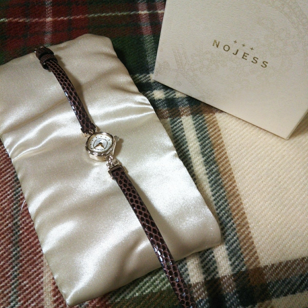 NOJESS ノジェス 菱形フェイス リザードベルト 時計_6