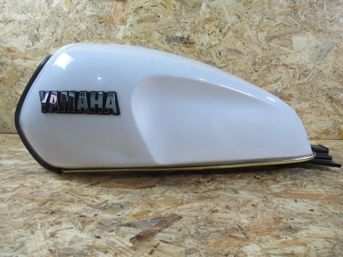 即配可 YAMAHA XJR400 純正ガソリンタンク キー欠品 4HM-001 B-135 ヤマハ