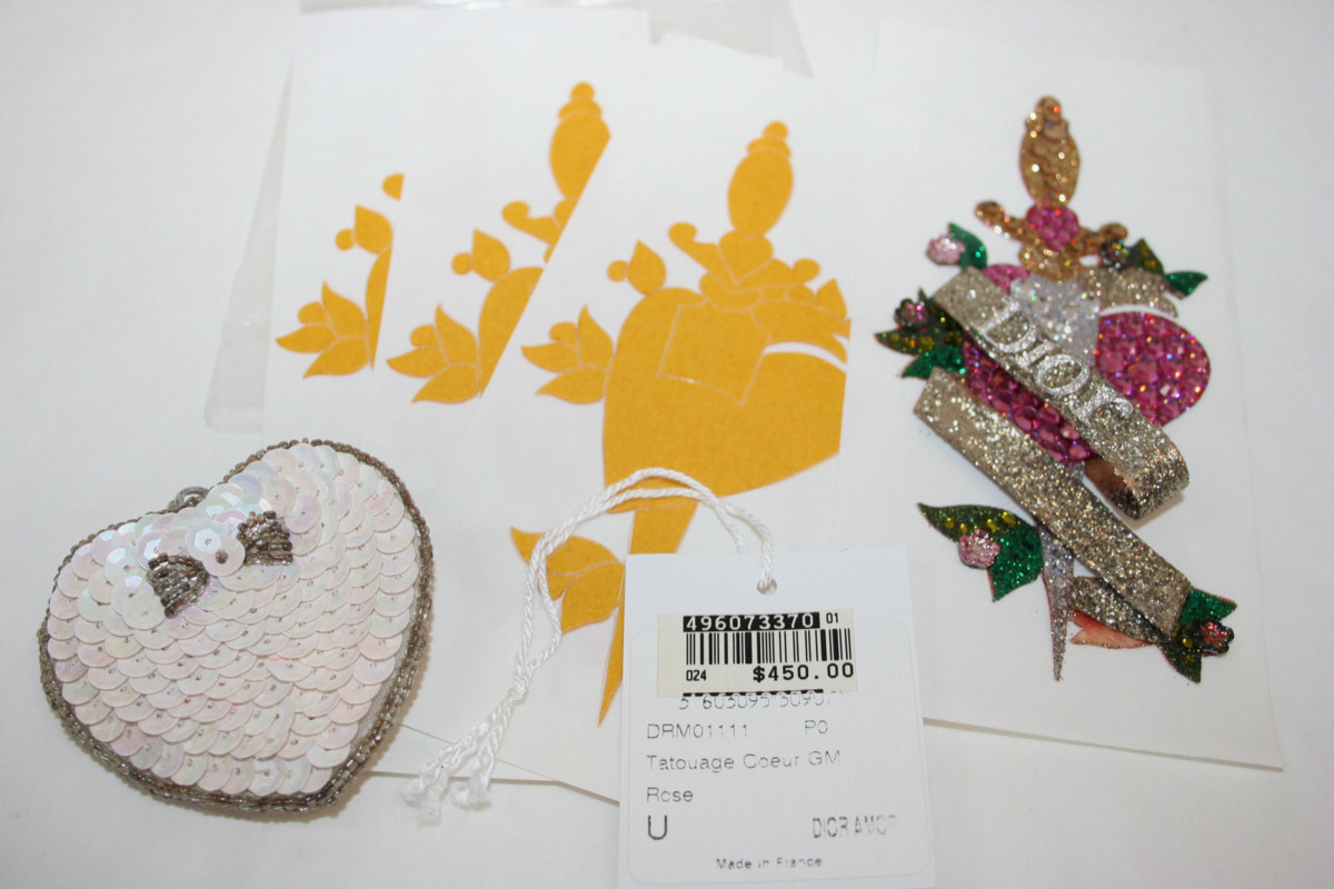 【福王】・シャネル ピアス ブローチ＆クリスチャン・ディオール雑貨＆ハローキティ アクセサリー他 y20-461217_8