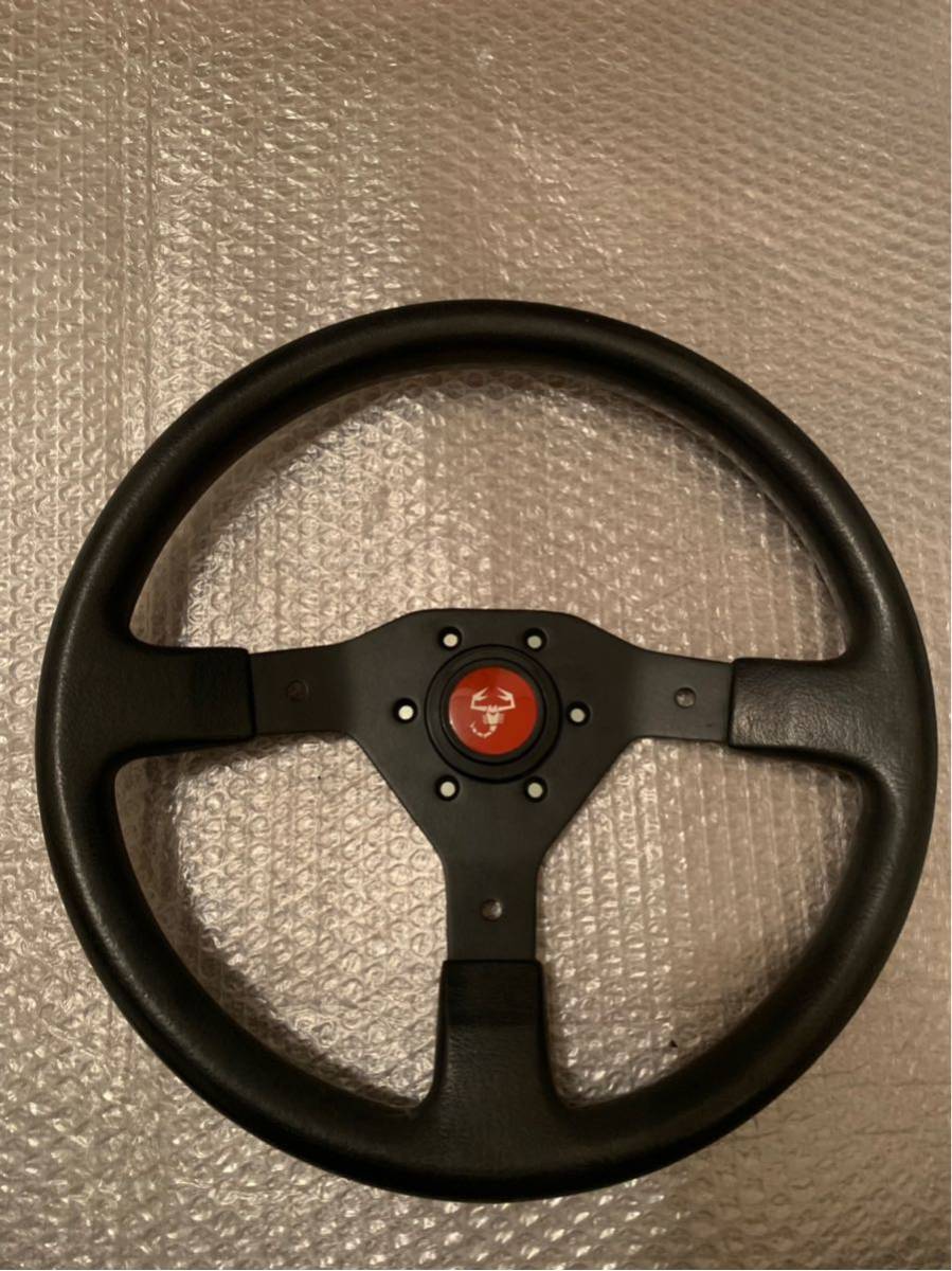 アバルトabarth ホーンボタン メーカー不明ステアリング サソリ ホーンボタン 旧車 当時物 黒革ハンドル フィアット ステアリング 売買されたオークション情報 Yahooの商品情報をアーカイブ公開 オークファン Aucfan Com